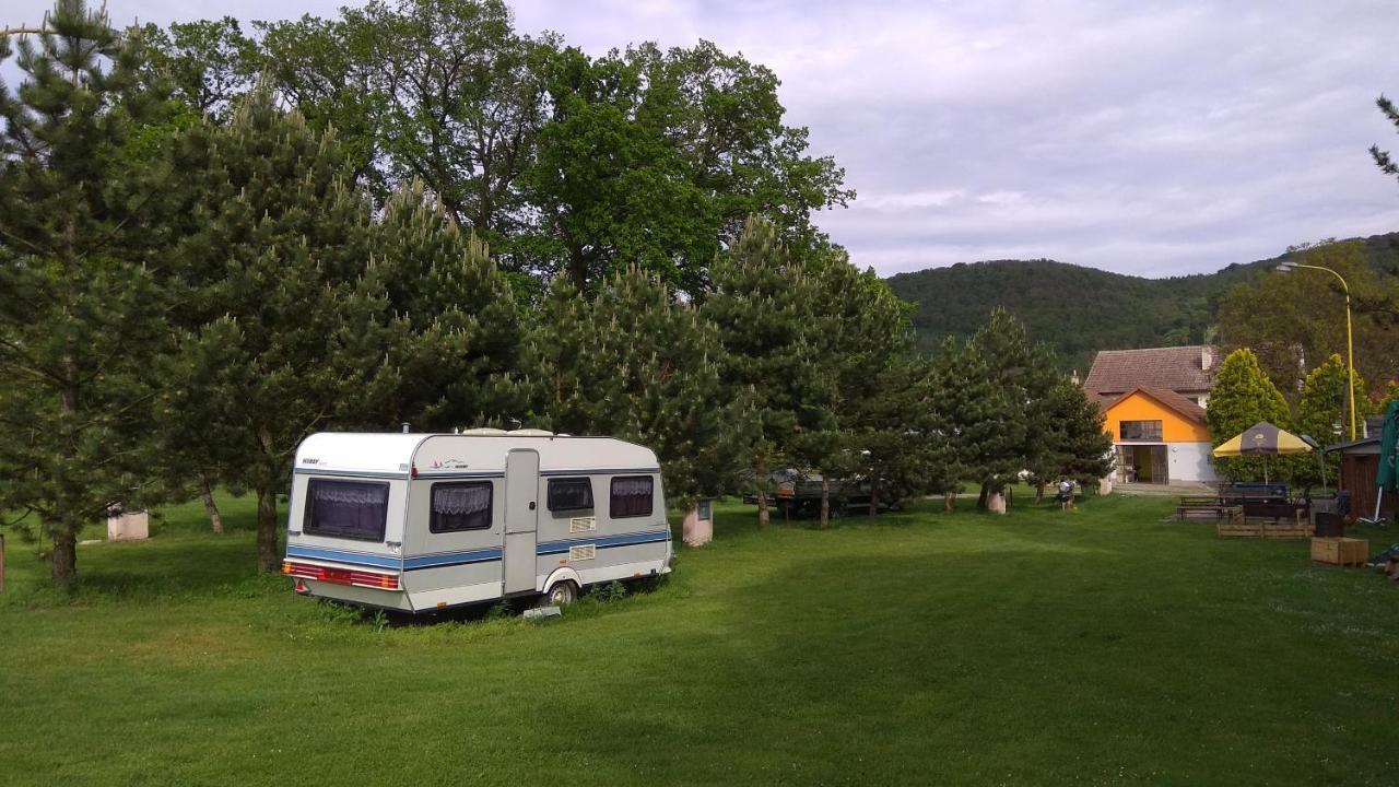 Hotel Camp Oaza Chudcice Exterior foto